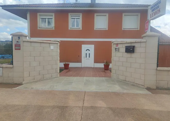 Turisticos Lemos * O Pedrouzo